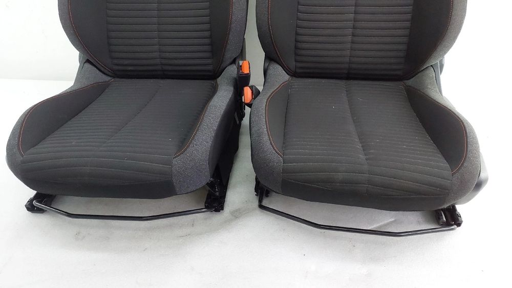 Conjunto de bancos PEUGEOT 208 II
