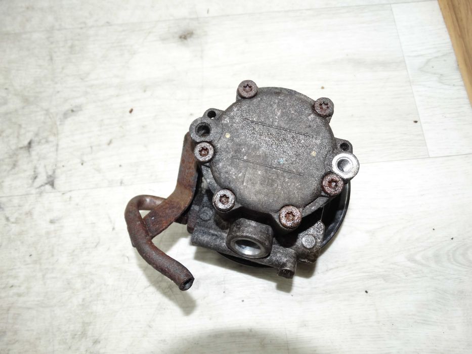 Насос гідропідсилювача (ГУР Renault Trafic 2.0dCi 2001-2014 7613955611