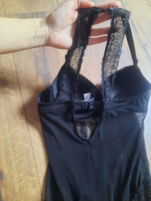Damskie body czarne