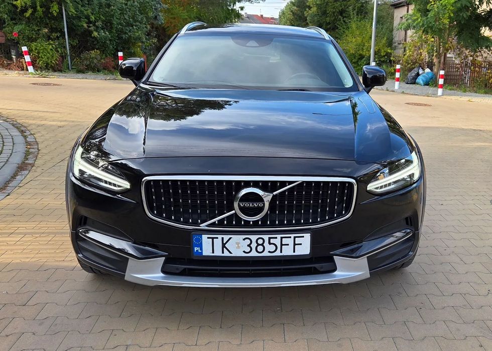 Volvo V90 Cross Country