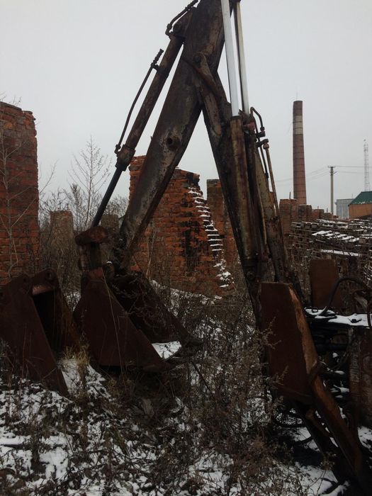 Екскаватор на базі ЮМЗ