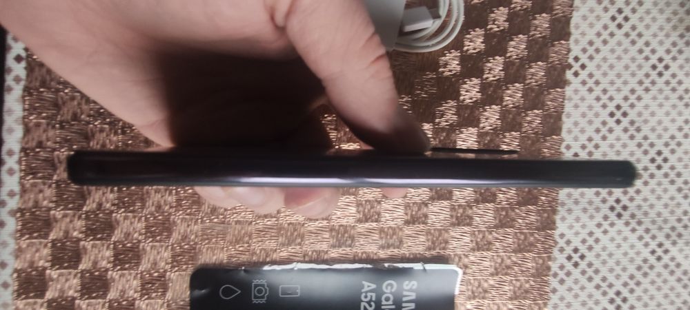 Samsung A52 8+8/256 гигабайт