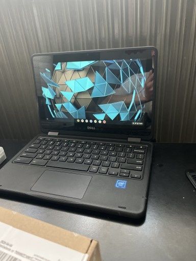 Chromebook nieużywany