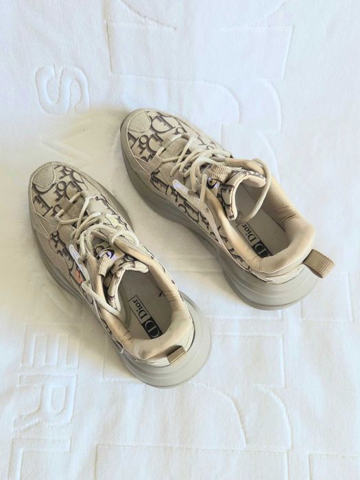 Buty sneakersy damskie na grubej podeszwie beżowe 39