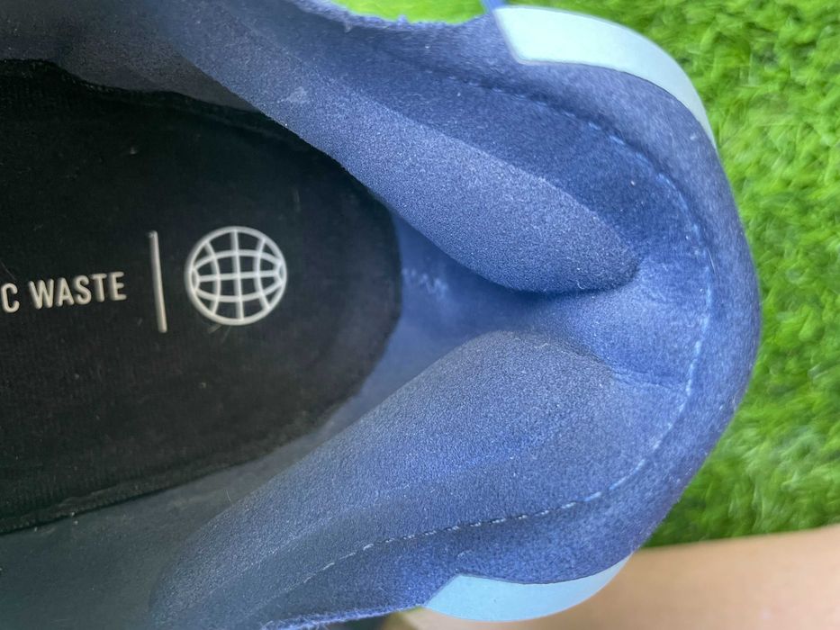 Adidas Avryn como novos
