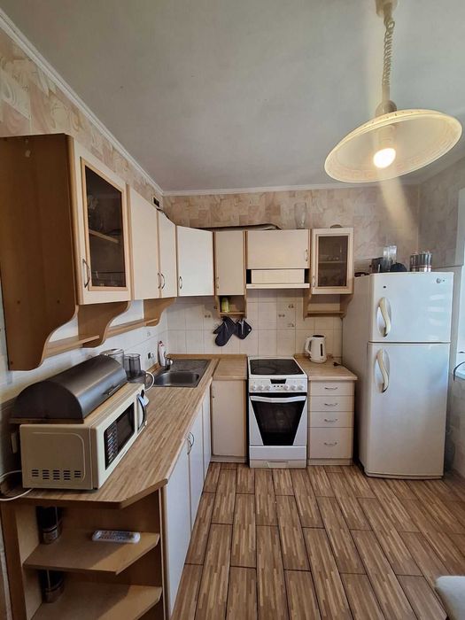 Продаж 2к. квартири М.Червоний хутір-10 хв.вул.Бориспільська 34.Без комісії