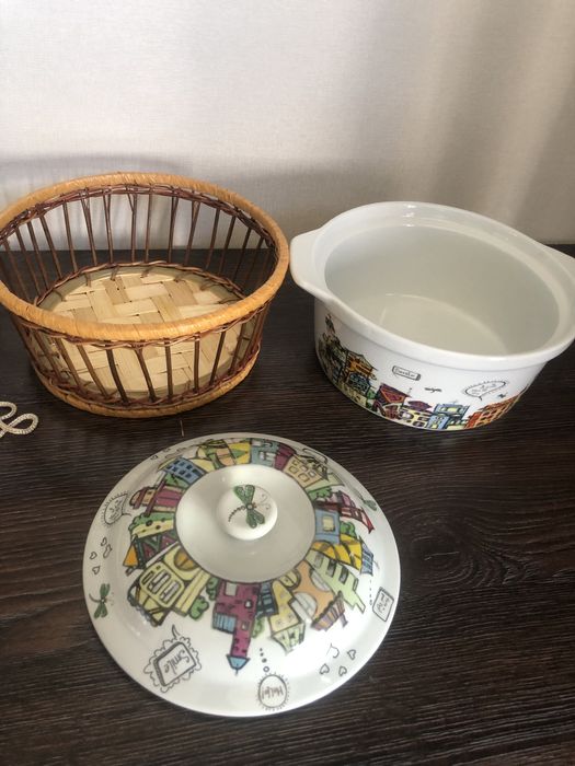 Керамическая кастрюля