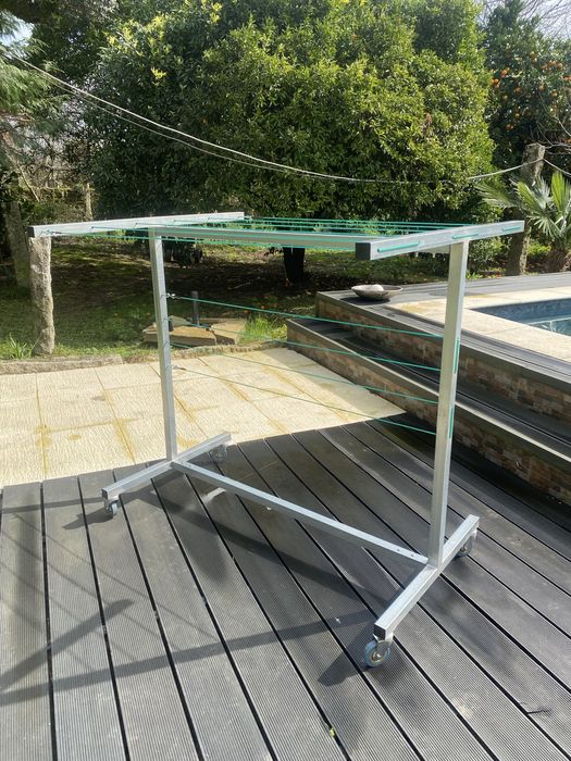 Estendais em FERRO OU INOX (NOVOS)