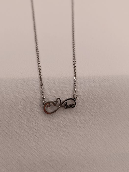 Thread Necklace - Infinito Love