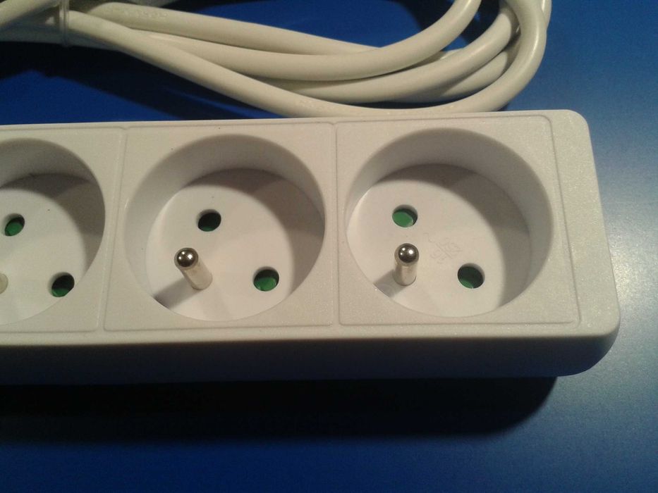 Listwa zasilająca 5 gniazd kabel 3m