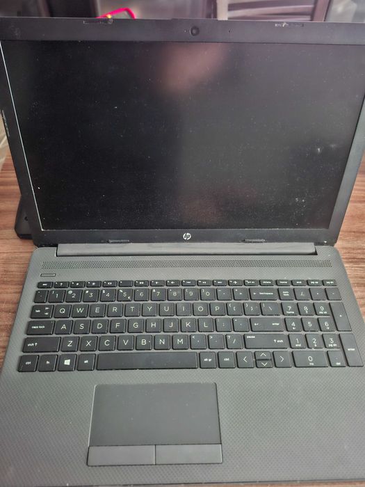 Pakiet laptopów uszkodzonych 5 szt