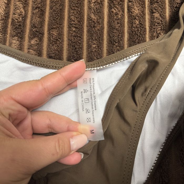 Жіночий трендовий роздільний купальник, розмір М