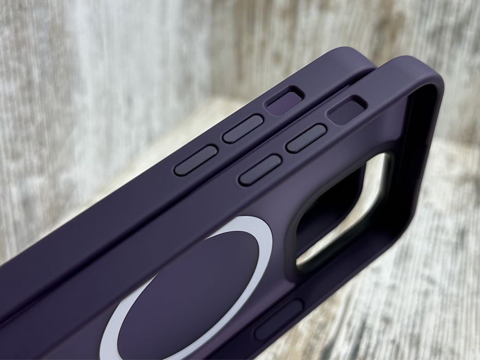 Чехол матовaый Matt MagSafe Premium на iPhone 14 Pro/ 14 Pro Max Чохол