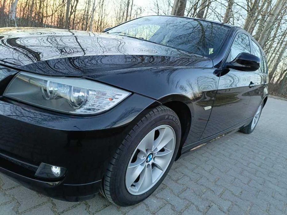 BMW seria 3 E91 zadbana, biksenon, LED, super stan