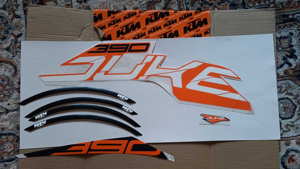 Zestaw naklejek okleina ktm duke 390 pomarańczowy 2017-2023
