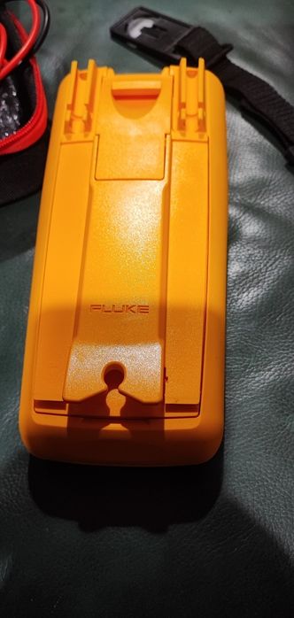 Мультиметр / тестер Fluke 289