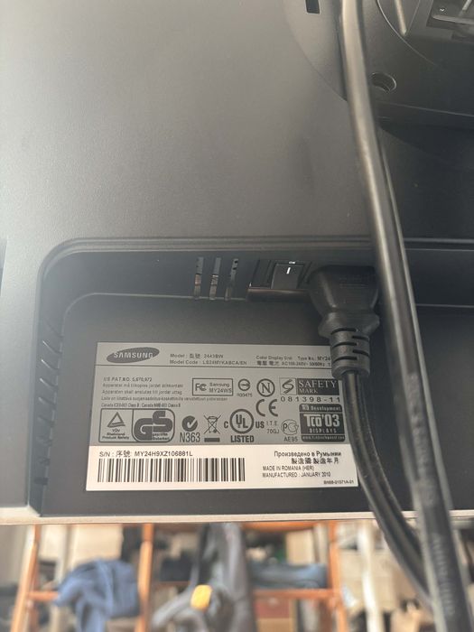 Monitor duzy do pracy biurowej homeoffice