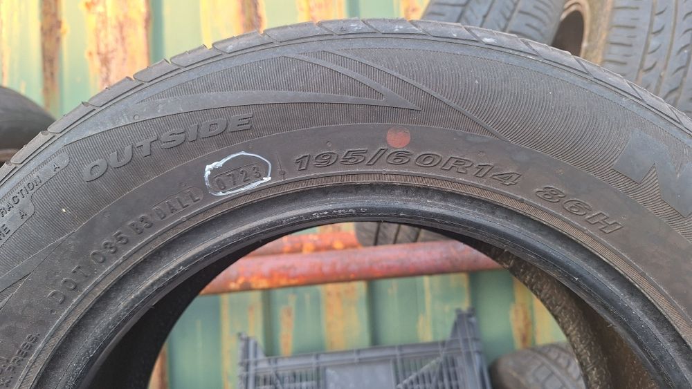 Vendo Pneus Nexen 195/60R14