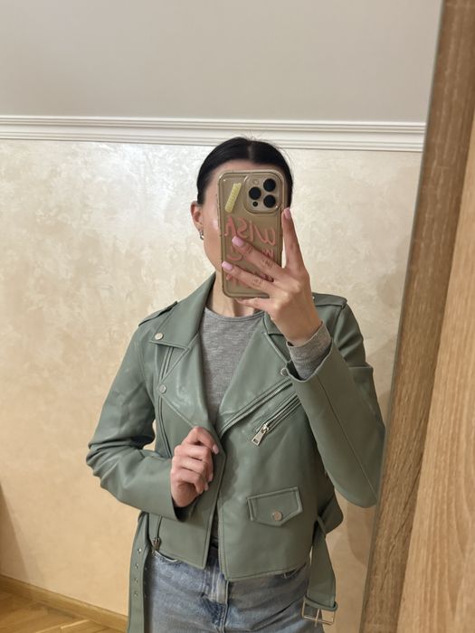 Куртка косуха Stradivarius