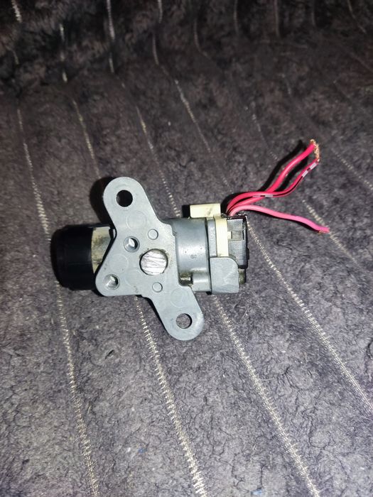 Продам замок запалювання для скутера Honda Dio AF35.