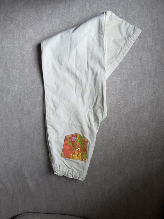 Джинси молочного кольору на дівчинку р. 140