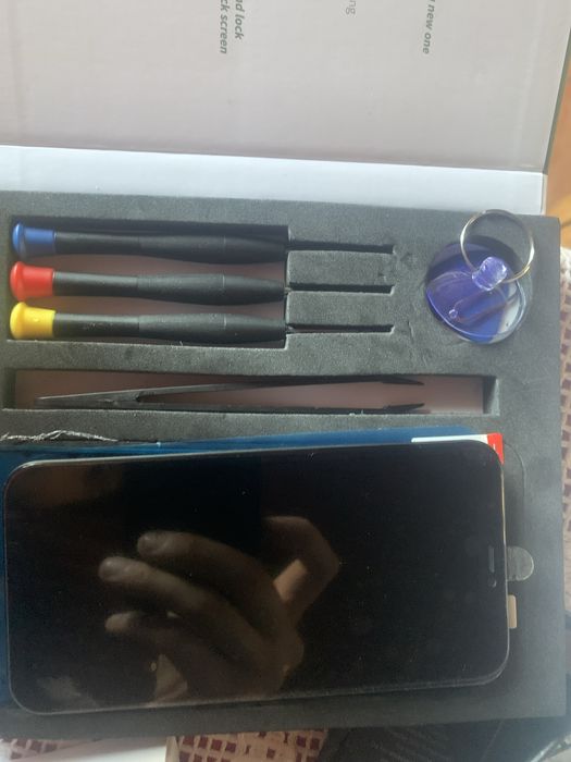 Ecrã iPhone 11 novo