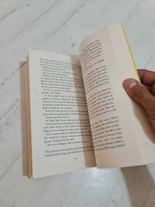 Livro Trespasses Louise Kennedy Book