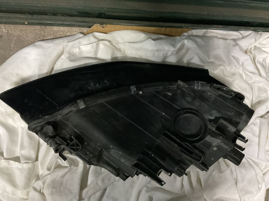 Vendo Farol Audi A4