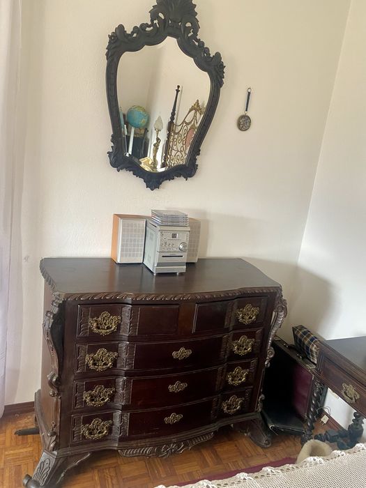 Mobilia quarto cabeceira de latao