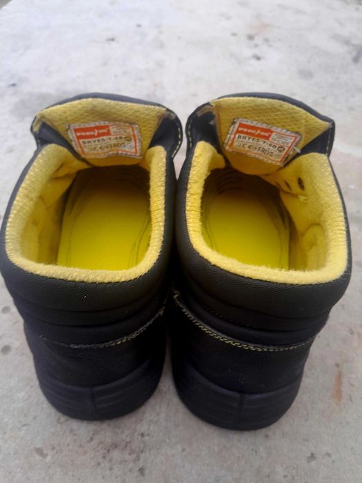 Робочі ботинки 45 р.р б/у