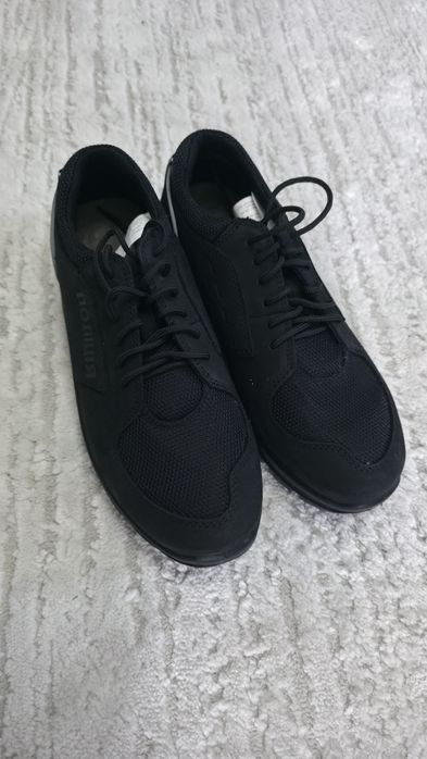 Кросівки Поліція 39 розмір