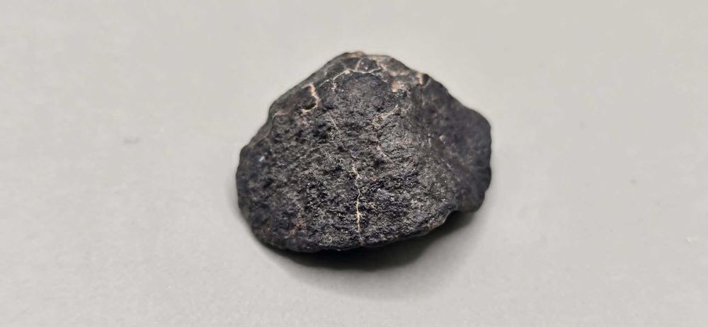 Meteoryt NWA 869  - 5,16g - chondryt L3-L6 + certyfikat