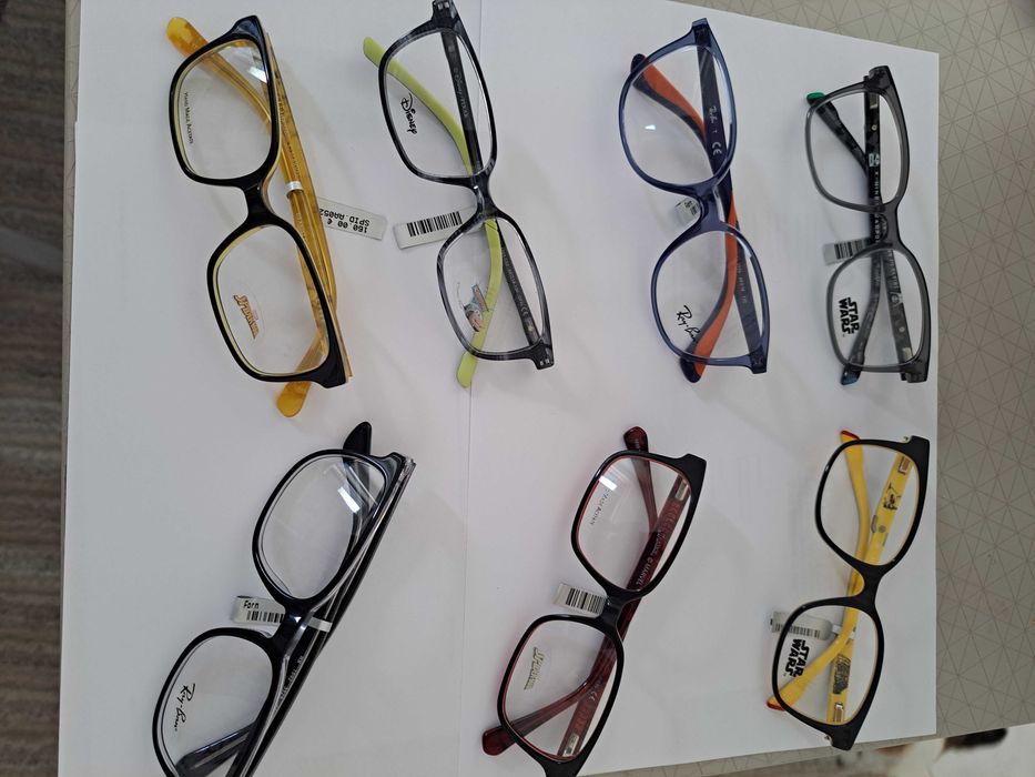 Óculos criança - Hello Kitty, Ray Ban , Star Wars, outras