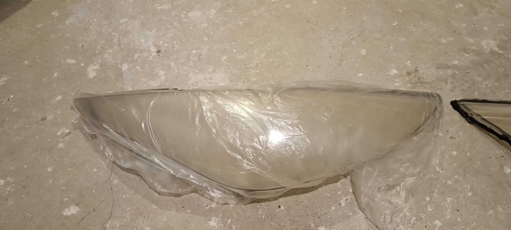 Стекло Фар левая-правая хюндай соната YF