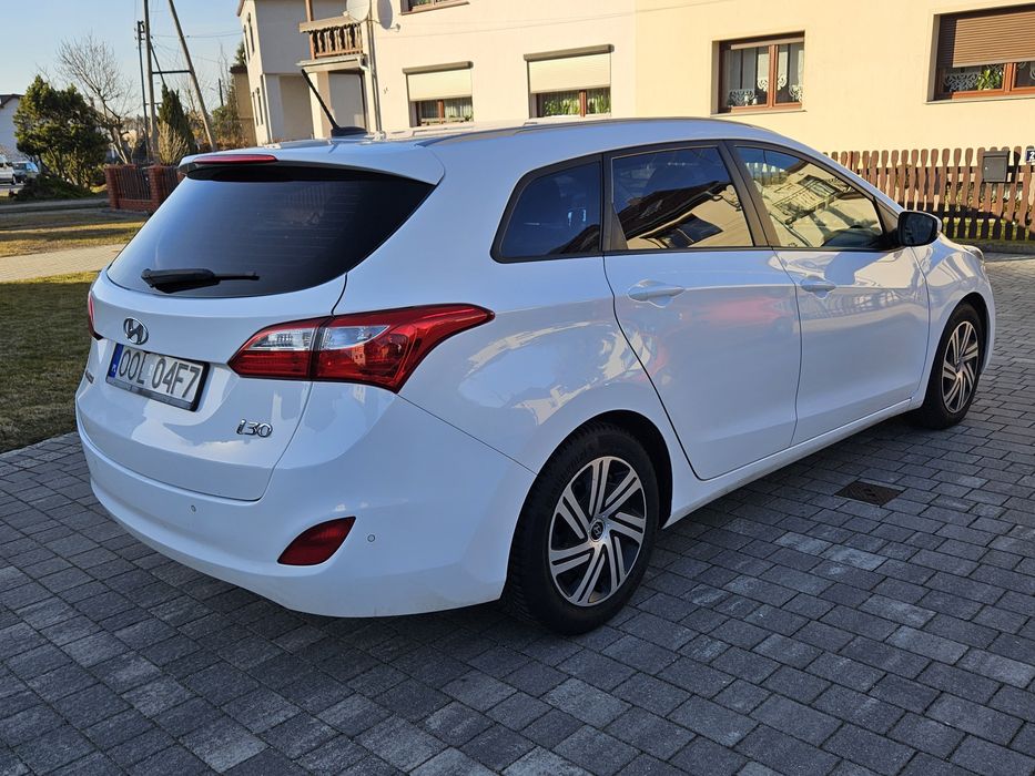 Hyundai i30 1.6 CRDi 2015 stan BDB