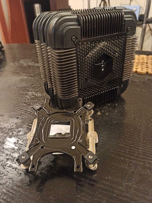 Безвентиляторный кулер Zalman FX100 cube