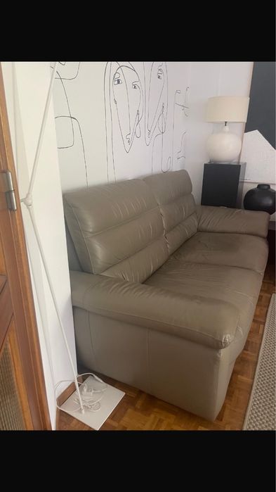 2 Sofas em pele marca Chateaux d’ax