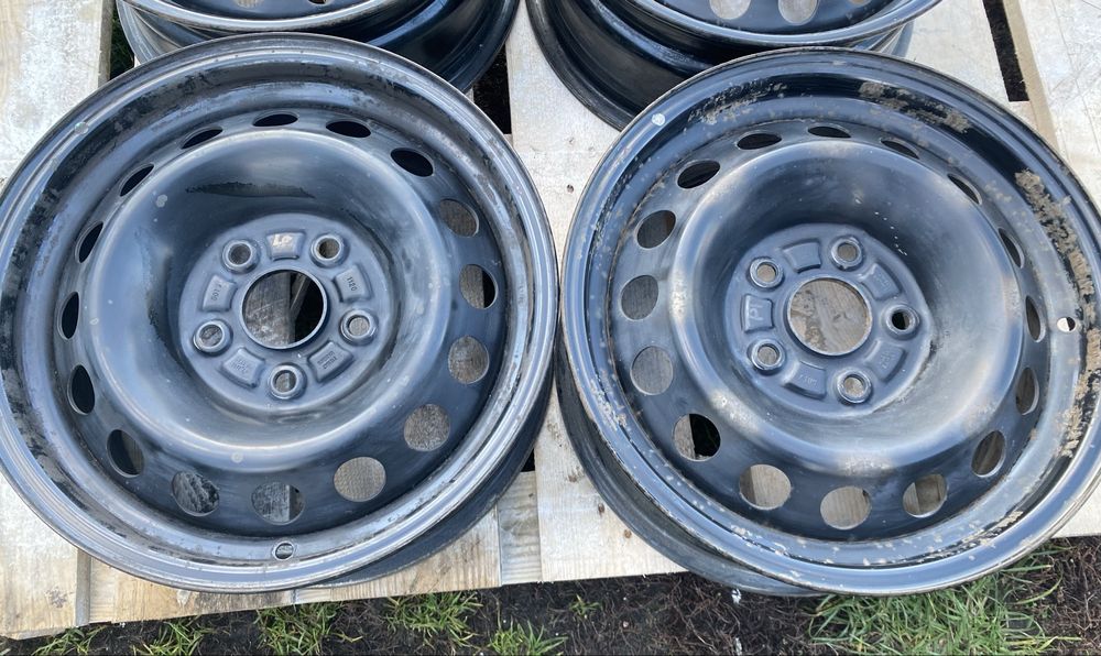 Felgi stalowe z kołpakami Toyota 15’ 5x114.3. Yaris, Auris, Corolla!