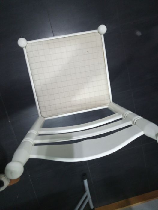 2 Cadeiras cozinha lacada branca