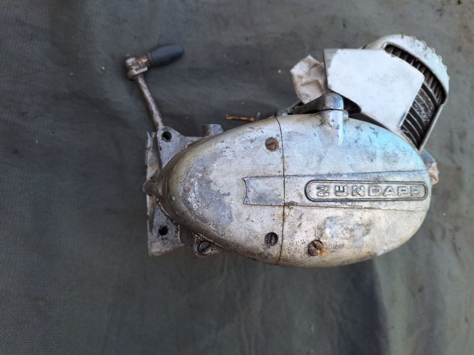 Motor Zundapp 4 Turbina Para reparação
