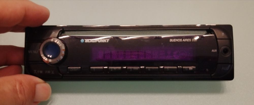 Auto rádio Blaupunkt encastre com painel destacável