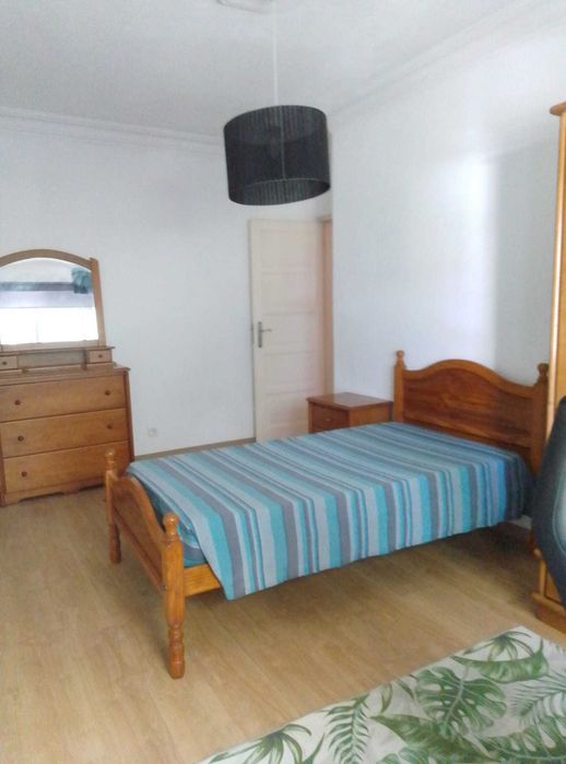 Quarto na cidade universitária