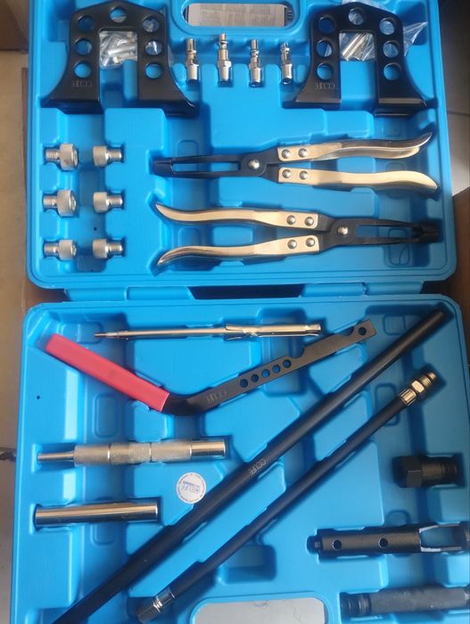 інструмент для обслуговування головки блоку циліндрів