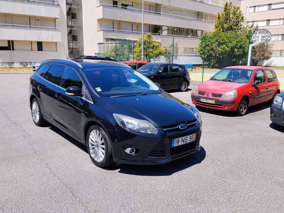 Vendo Ford Focus SW 1.6 gasóleo
