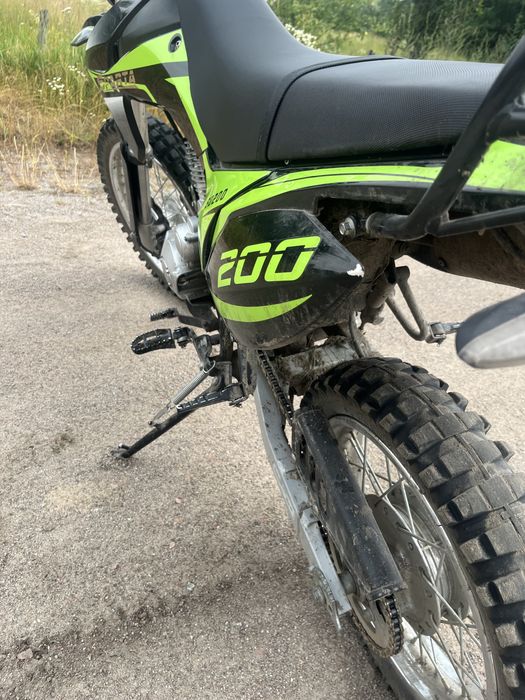 Продам спарта крос 200