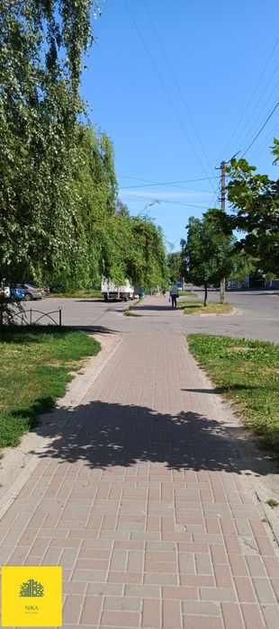 Здається приміщення 40кв.метрів