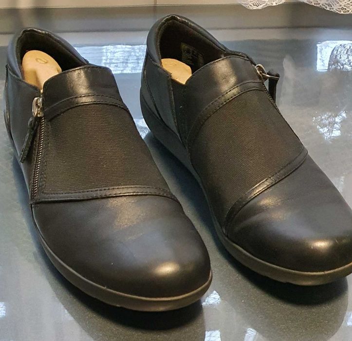 Clarks туфлі,шкіра зі вставками під різний під'єм ноги