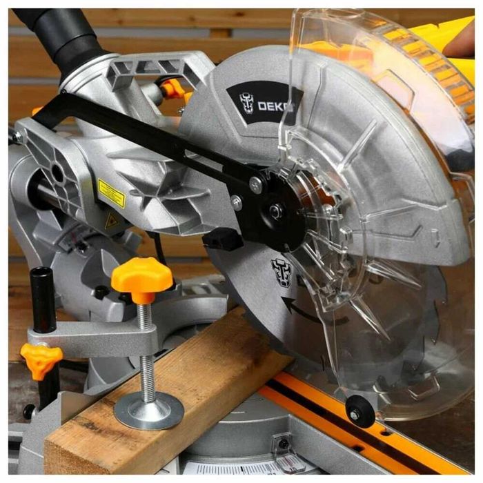 Торцювальна пила DEKO протяжка 2200Вт 255мм 5200об Торцовочная