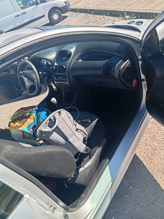 Para venda Peugeot 206 800 € negociaável