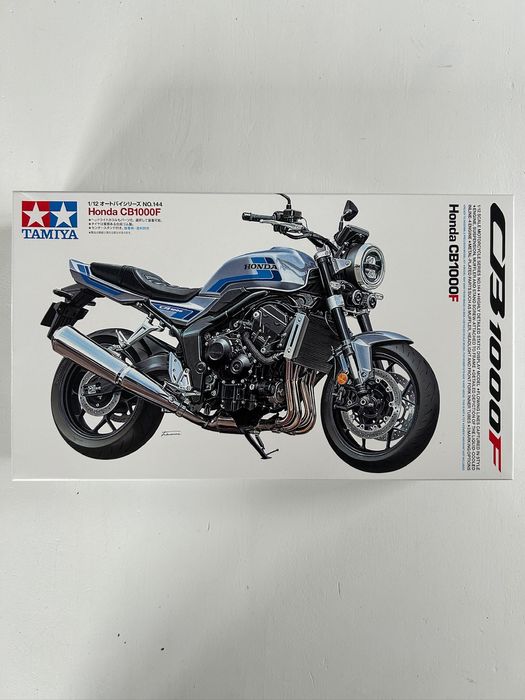 Motor Honda Monkey 125 model do sklejenia Tamiya 14134